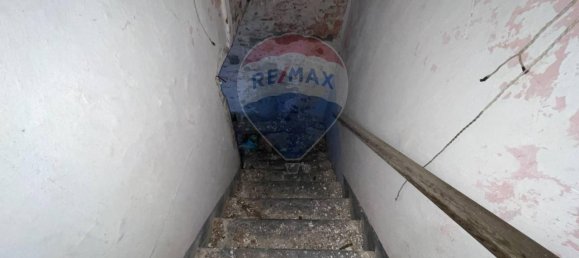 5 rooms House in Cogorno, Italy No. 30972 7