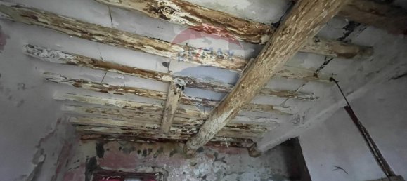 5 rooms House in Cogorno, Italy No. 30972 10