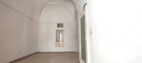 Studio in Ceglie Messapica, Italy No. 151493 3