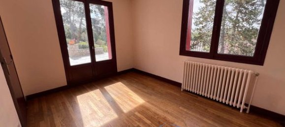 4 bedrooms House in Villon, France No. 364027 10