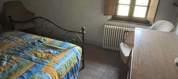 2 Schlafzimmer Wohnung in Murlo, Italy, Nr. 357345 12