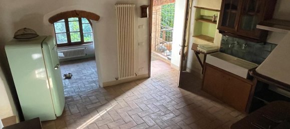 2 Schlafzimmer Wohnung in Murlo, Italy, Nr. 357345 6