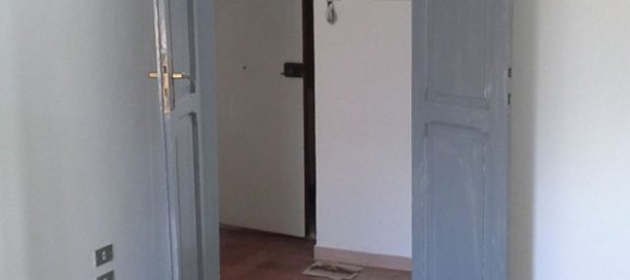 4 rooms Apartment in Sassoferrato, Italy No. 251189 6