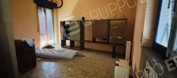 2-salle Maison à Besnate, Italy No. 94200 20