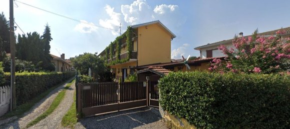 2-salle Maison à Besnate, Italy No. 94200 2