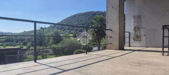 3 bedrooms House in Trescore Balneario, Italy No. 298346 4