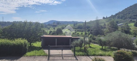 3 bedrooms House in Trescore Balneario, Italy No. 298346 3