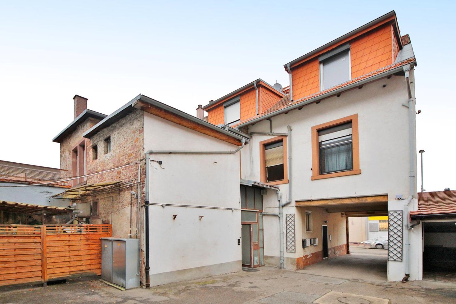 2 bedrooms Commercial property in Baden-Wurttemberg, Germany No. 91229