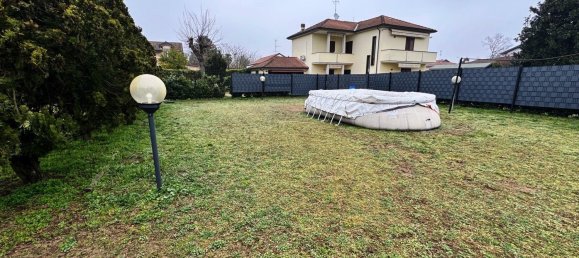 4 rooms House in Mortara, Italy No. 4350 25