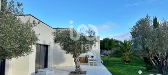 3 bedrooms House in Saint-Cyr-sur-Loire, France No. 48173 5