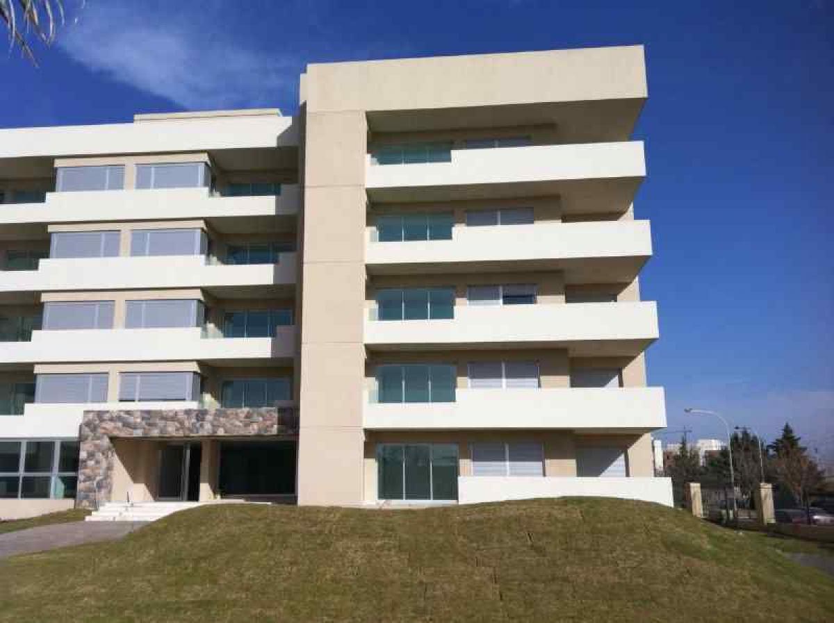 3 bedrooms Apartment in Cordoba, Argentina No. 21322