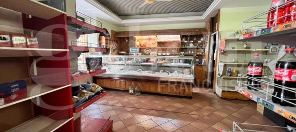 2 rooms Apartment in Spoleto, Italy No. 108319 5