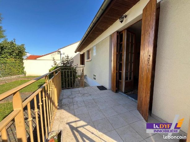 4 bedrooms House in Vaujours, France No. 360124