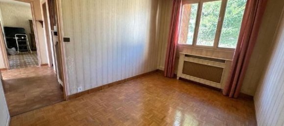 4 bedrooms House in Vaujours, France No. 360124 6