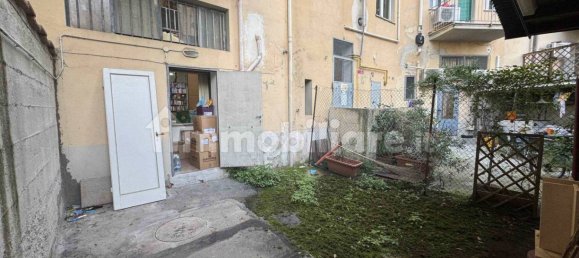 1-salle Propriété commerciale à Florence, Italy No. 44462 23