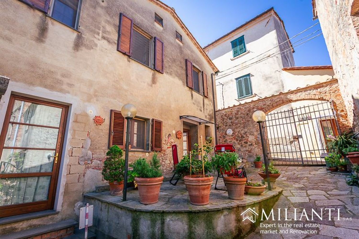 Casa de 5 divisões em Lajatico, Italy N.º 299597