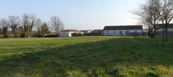 1152m² Land in Pont-de-Vaux, France No. 208699 4