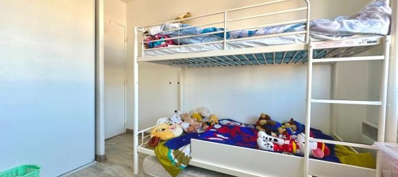 Apartamento de 3 dormitorios en Epinay-sur-Seine, France No. 127746 8