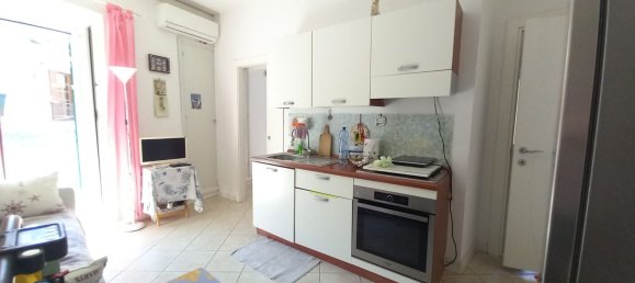 Apartamento T2 em Capodimonte, Italy N.º 371525 9