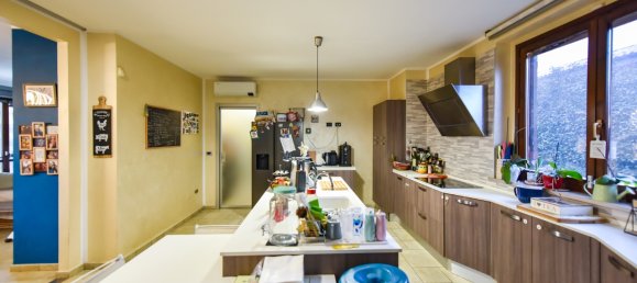 4-Zimmer Haus in Settimo Torinese, Italy, Nr. 230810 9