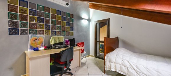 4-Zimmer Haus in Settimo Torinese, Italy, Nr. 230810 25