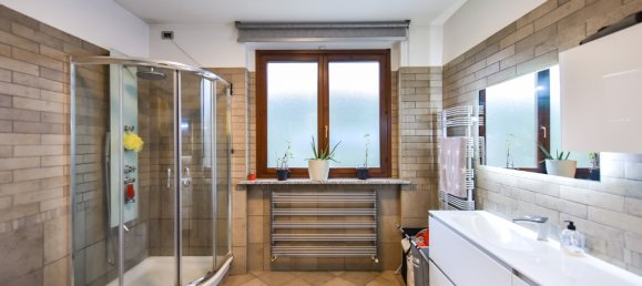 4-Zimmer Haus in Settimo Torinese, Italy, Nr. 230810 13