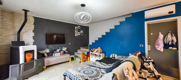 4-Zimmer Haus in Settimo Torinese, Italy, Nr. 230810 2