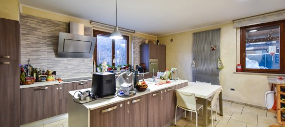 4-Zimmer Haus in Settimo Torinese, Italy, Nr. 230810 11