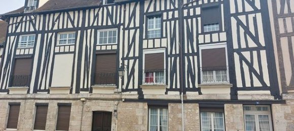 1 bedroom Duplex in Vernon, France No. 359970 10