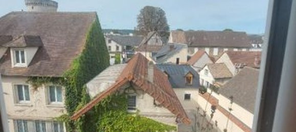 1 bedroom Duplex in Vernon, France No. 359970 3