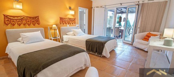 5 Schlafzimmer Villa in Almancil, Portugal, Nr. 114429 13