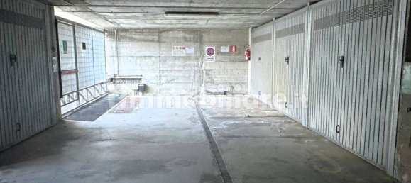 Garaje en Diano Marina, Italy 13 m² No. 276570 3