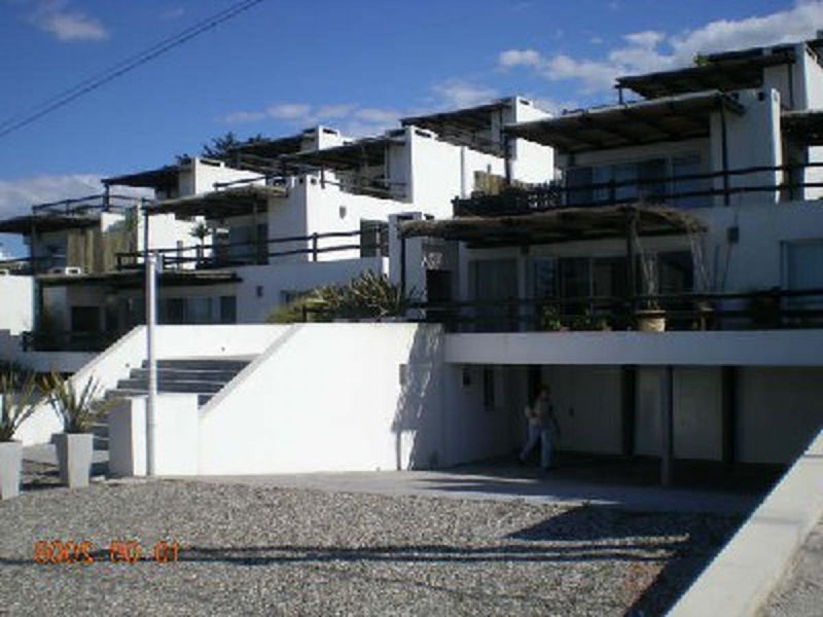 Квартира с 2 спальнями в Мальдонадо, Уругвай № 9947