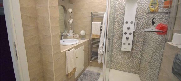 3 Schlafzimmer Wohnung in Vercelli, Italy, Nr. 133447 16