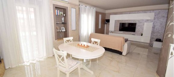 3 Schlafzimmer Wohnung in Vercelli, Italy, Nr. 133447 4