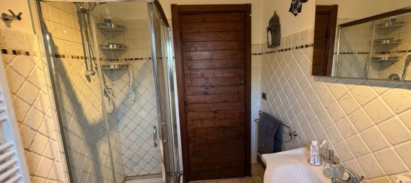 5 rooms Apartment in Chiaravalle, Italy No. 222578 64