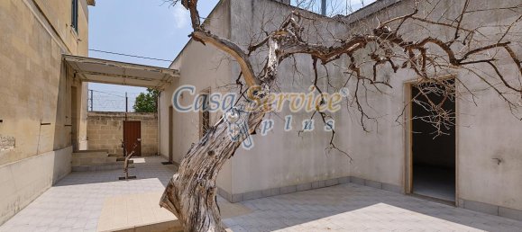 Apartamento de 7 habitaciónes en Scorrano, Italy No. 235619 12