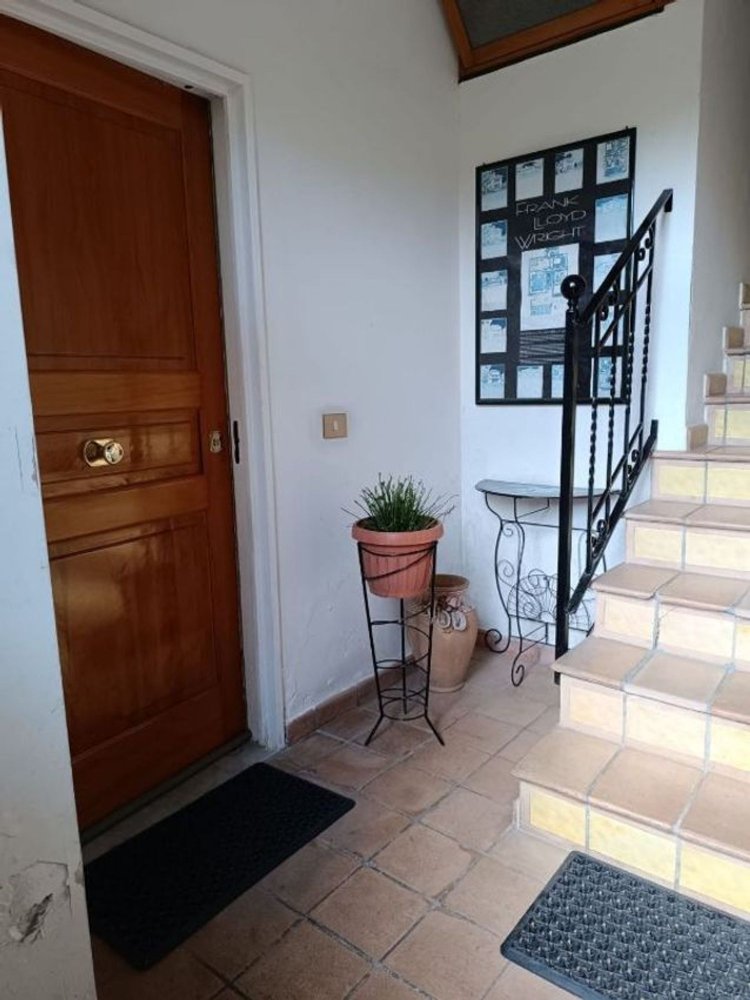 2 bedrooms Apartment in Naples, Italy No. 311587