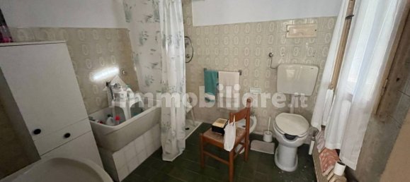 5 bedrooms House in Sanguinetto, Italy No. 107623 15