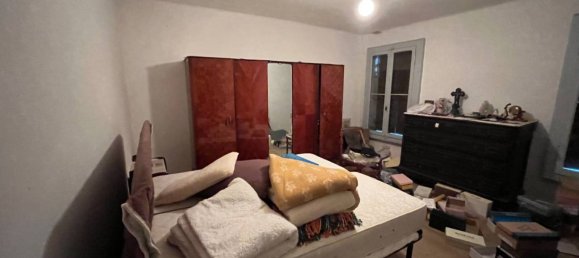 5 bedrooms House in Sanguinetto, Italy No. 107623 32