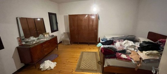 5 bedrooms House in Sanguinetto, Italy No. 107623 31