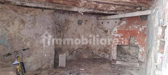 4 rooms House in Castel di Sangro, Italy No. 267072 6