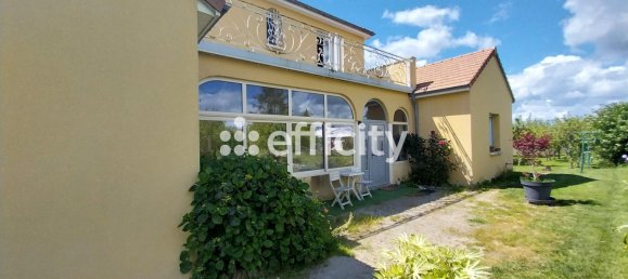 3 chambres Maison à La Bourdinière-Saint-Loup, France No. 61161 2