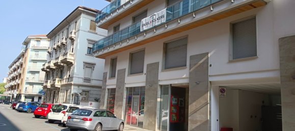2غرفة عقار تجاري في Cuneo, Italy رقم 214150 3