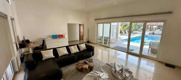 Вилла с 4 спальнями в Паттайя, Таиланд № 75035 3