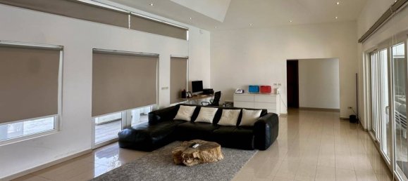 Вилла с 4 спальнями в Паттайя, Таиланд № 75035 2