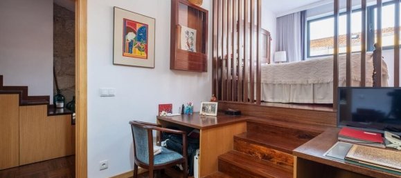 7 bedrooms Villa in Porto, Portugal No. 102603 3