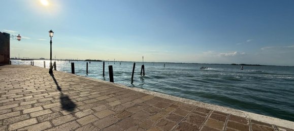 Apartamento T2 em Venice, Italy N.º 312671 31