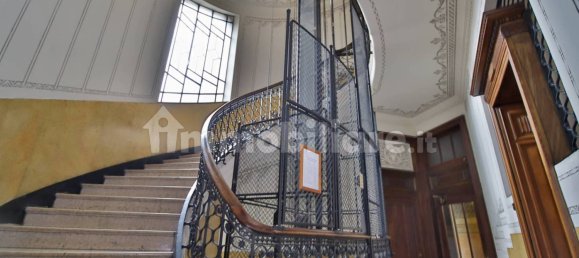 5-Zimmer Büro in Turin, Italy, Nr. 90859 3