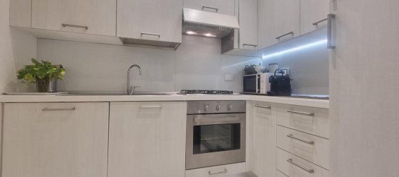 2 rooms Apartment in Florence, Italy No. 32996 8